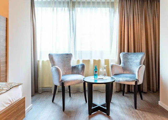 Westend An Der Messe 4*