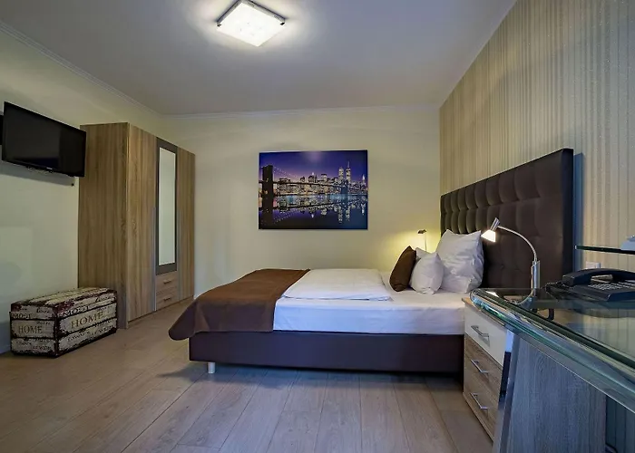 Hotel Westend An Der Messe