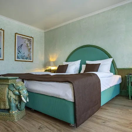 Hotel Westend An Der Messe