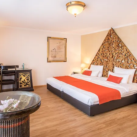 Westend An Der Messe 4*