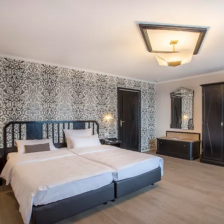 Hotel Westend An Der Messe