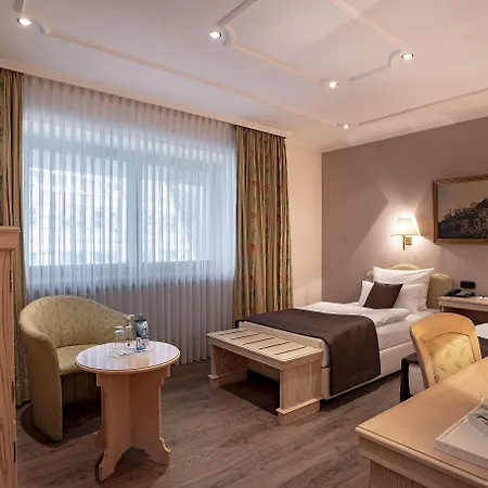 Westend An Der Messe 4*