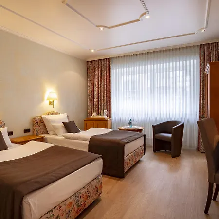 Westend An Der Messe 4*