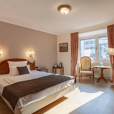 Hotel Westend An Der Messe 4*