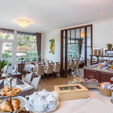 Westend An Der Messe Hotel