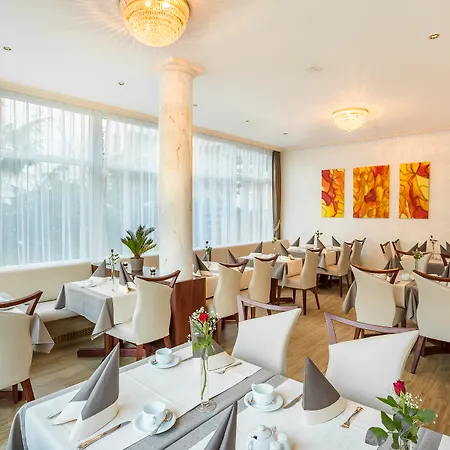 Westend An Der Messe