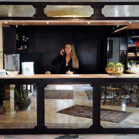 Westend An Der Messe 4*