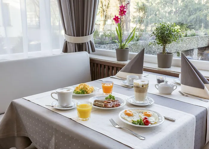 Westend An Der Messe 호텔