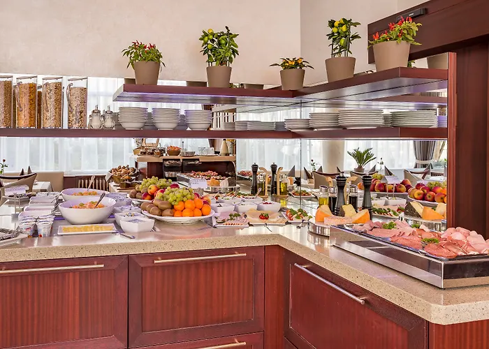 Westend An Der Messe 호텔 4*