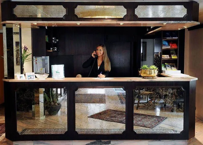 Westend An Der Messe 4*