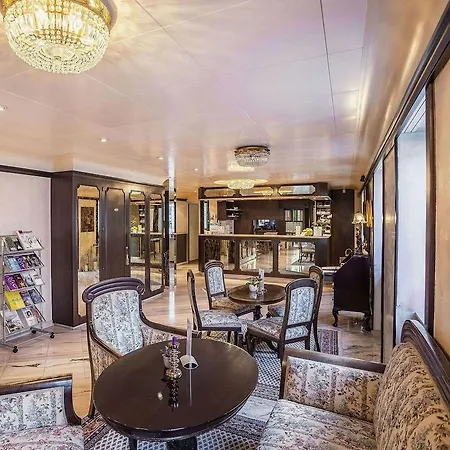 Westend An Der Messe Hotel 4*